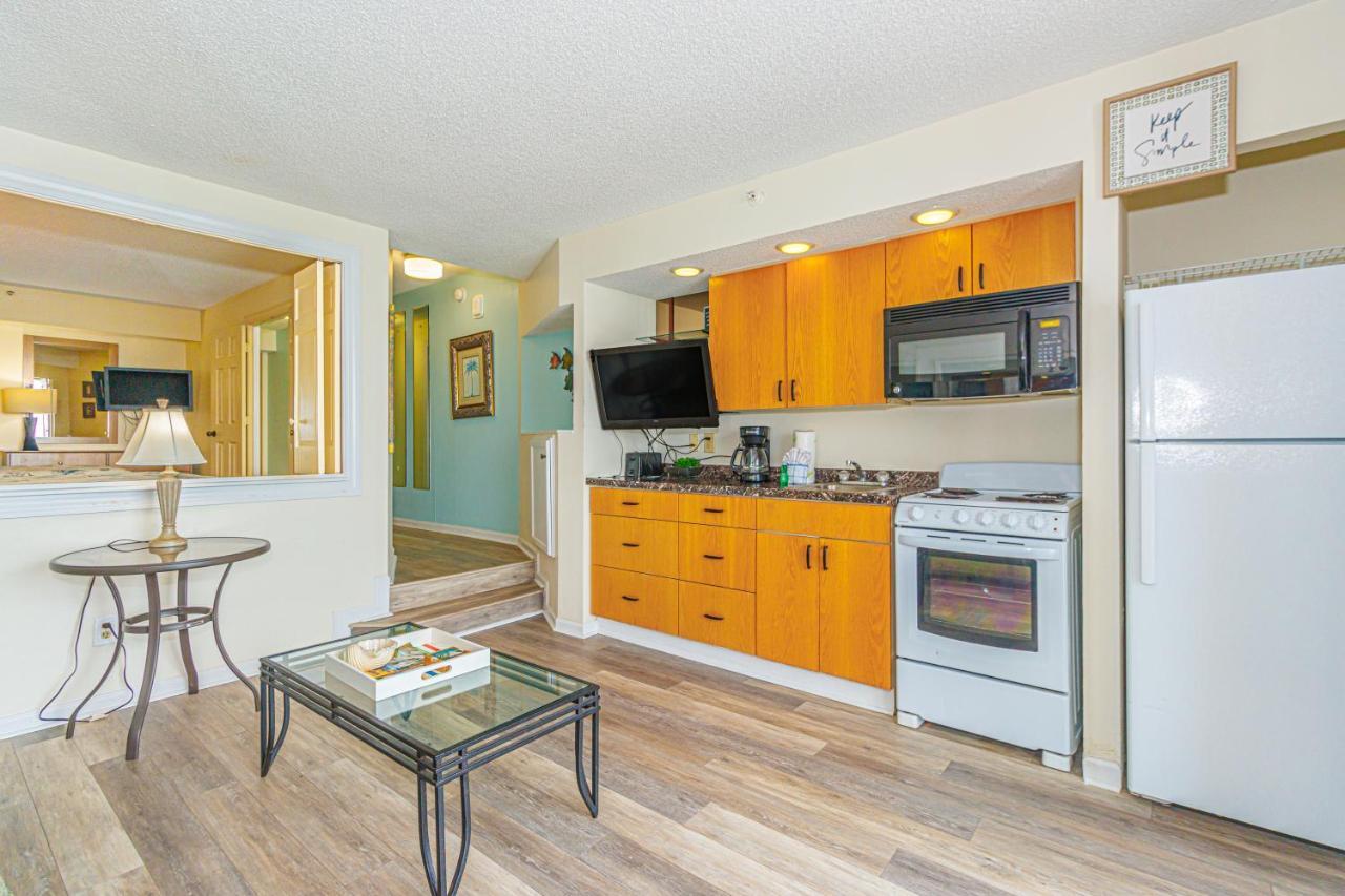 Beach Colony Resort Unit 1405 - Beautiful Oceanfront Condo - 1 Bedroom, 1 Bath - Perfect For 6! Myrtle Beach Exterior photo