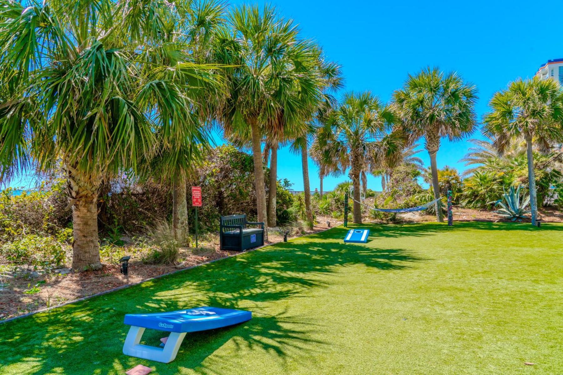 Beach Colony Resort Unit 1405 - Beautiful Oceanfront Condo - 1 Bedroom, 1 Bath - Perfect For 6! Myrtle Beach Exterior photo